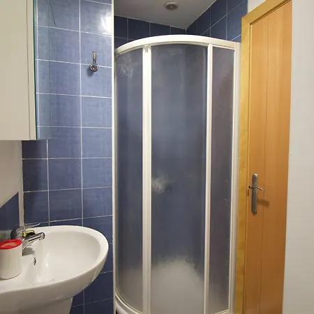 Apartman Rosamar A Metros De La Playa Wifi Gratis 402 By Lightbooking
